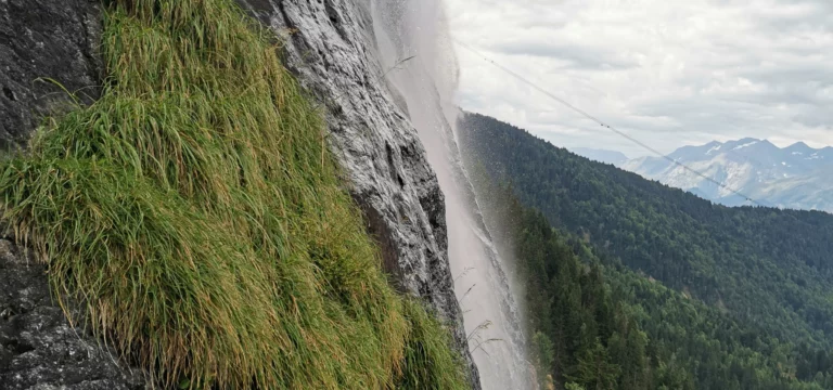 Via Ferrata de la Cascade de la Fare, Vaujany